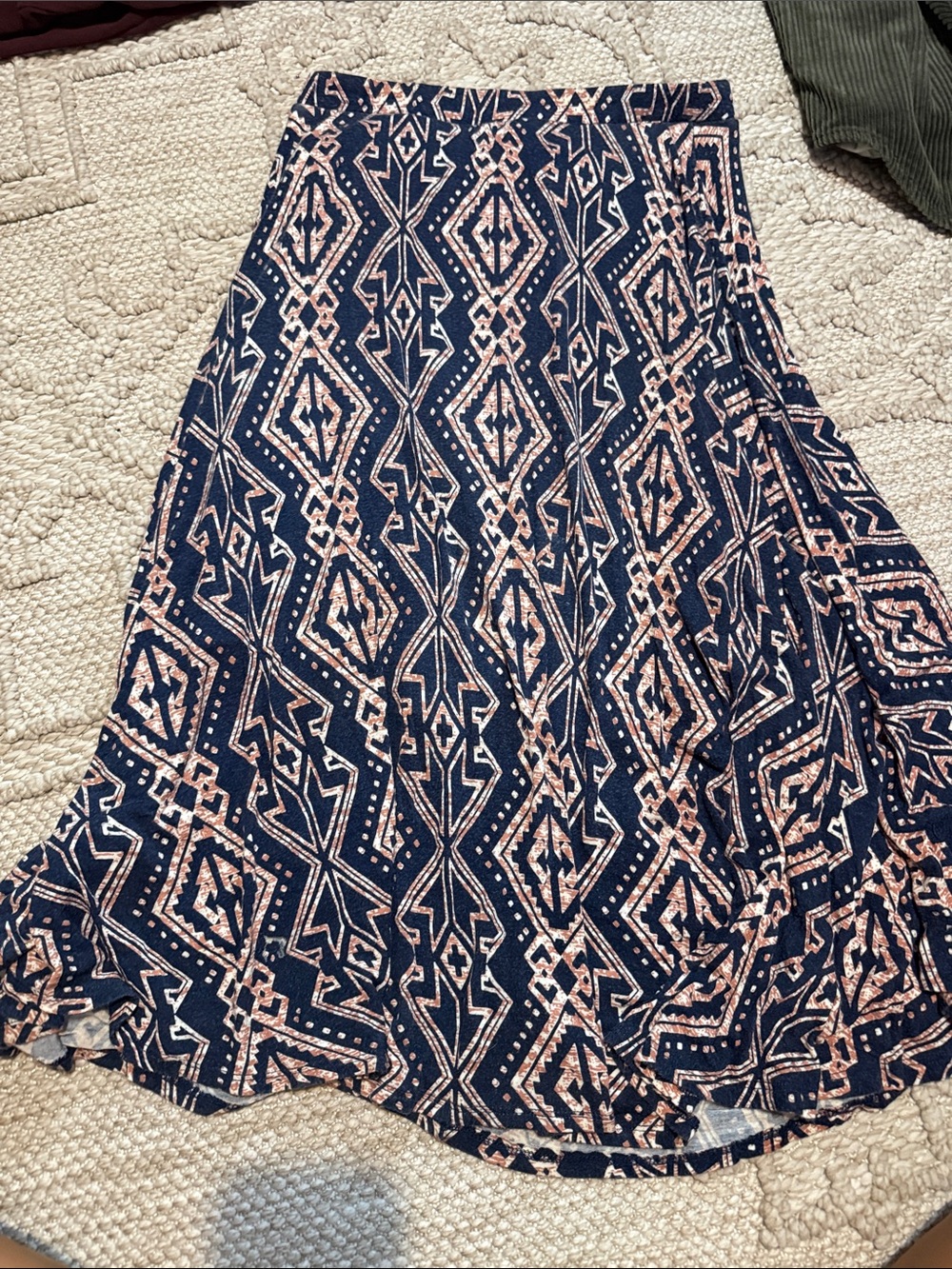 bobeau Navy and Blush Geometric Circle Skirt